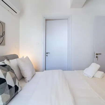 Stars 1-bedroom In Apartamento Lárnaca