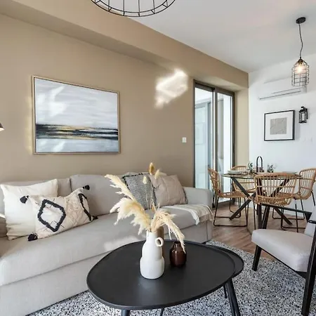 Stars 1-bedroom In Apartment